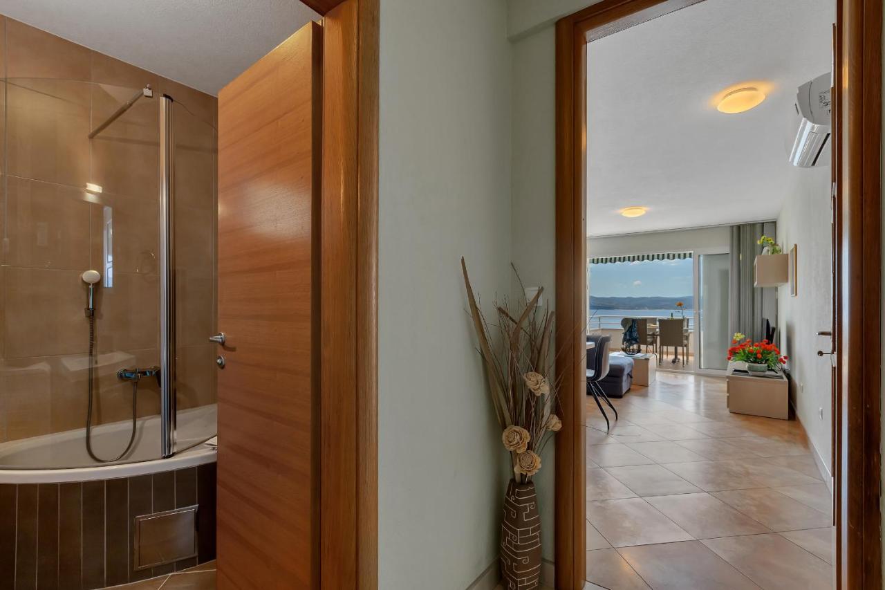 Apartments Vranjes Deluxe Brela Eksteriør billede